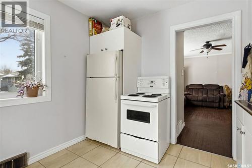 725 Mctavish Street, Regina, SK - Indoor Photo Showing Kitchen
