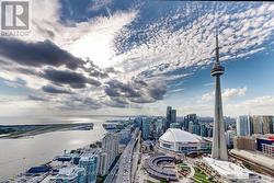 5510 - 10 YORK STREET  Toronto, ON M5J 0E1