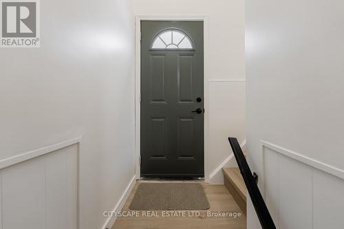 79 Henry Street, Cambridge, ON - Indoor Photo Showing Other Room