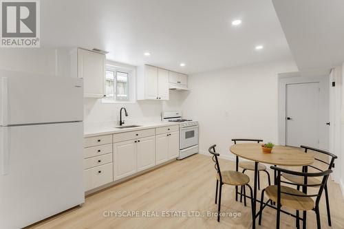 79 Henry Street, Cambridge, ON - Indoor