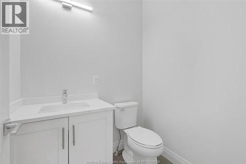 233 Watson Unit# 306, Windsor, ON - Indoor Photo Showing Bathroom