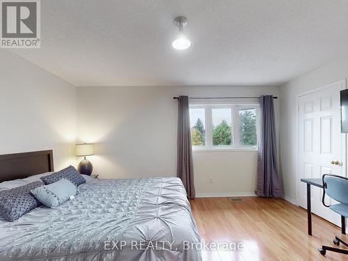3896 Lacman Trail, Mississauga, ON - Indoor Photo Showing Bedroom