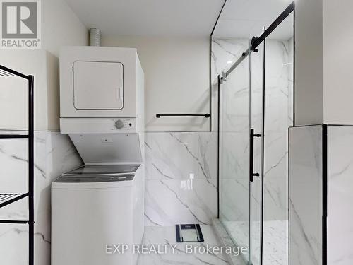 3896 Lacman Trail, Mississauga, ON - Indoor Photo Showing Laundry Room