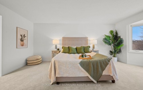 2035 Folkway Drive, Mississauga, ON - Indoor Photo Showing Bedroom