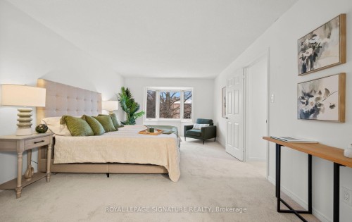 2035 Folkway Drive, Mississauga, ON - Indoor Photo Showing Bedroom