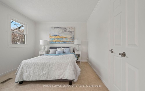 2035 Folkway Drive, Mississauga, ON - Indoor Photo Showing Bedroom