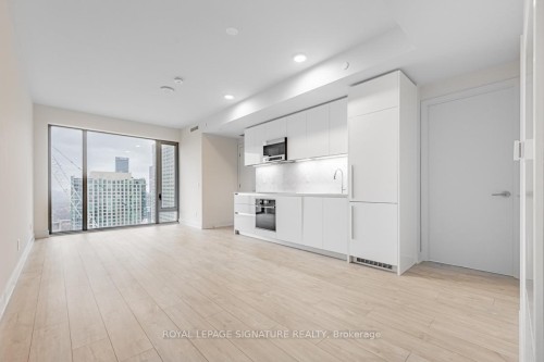 2806-8 Cumberland Street, Toronto, ON - Indoor