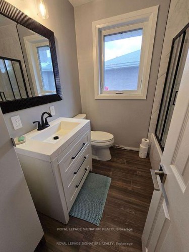 1228 Canvey Crescent, Mississauga, ON - Indoor Photo Showing Bathroom