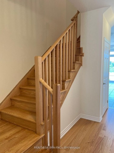 48 Bayardo Drive, Oshawa, ON - Indoor Photo Showing Other Room