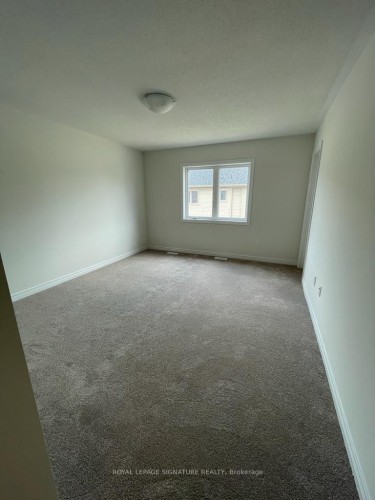 48 Bayardo Drive, Oshawa, ON - Indoor Photo Showing Other Room