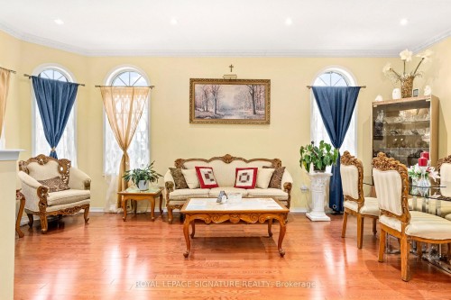 687 Twain Avenue, Mississauga, ON - Indoor Photo Showing Other Room