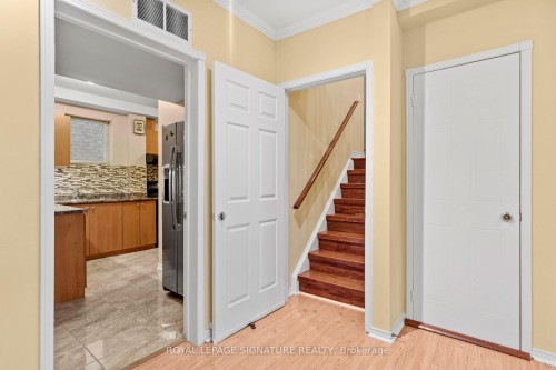 687 Twain Avenue, Mississauga, ON - Indoor Photo Showing Other Room