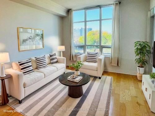 509-10 Bloorview Place, Toronto, ON - Indoor Photo Showing Living Room