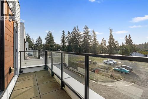 8 2330 Sooke Rd, Colwood, BC - Outdoor
