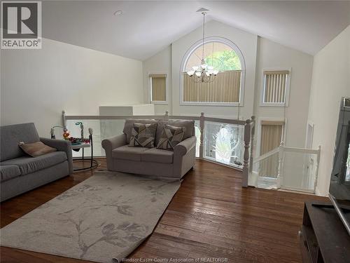733 Massimo Crescent Unit# Main, Windsor, ON - Indoor Photo Showing Living Room