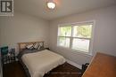 16 Ontario Street W, Mississauga, ON  - Indoor Photo Showing Bedroom 