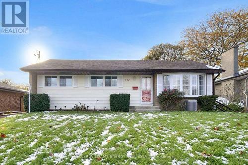 572 ROSMERE STREET  Oshawa (Mclaughlin), ON L1J 5H7