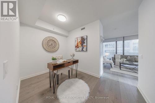 1205 - 25 Richmond Street E, Toronto, ON - Indoor Photo Showing Other Room