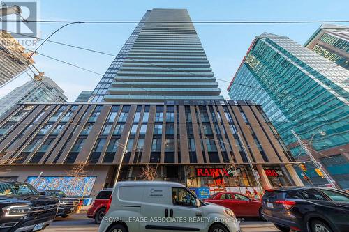 1205 - 25 Richmond Street E, Toronto, ON - Outdoor With Facade