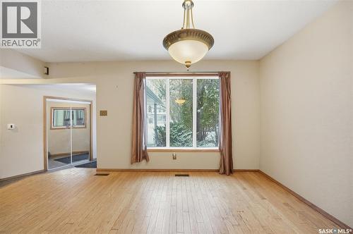 330 Fehr Crescent, Martensville, SK - Indoor Photo Showing Other Room
