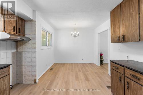 5 Armour Crescent, Quinte West (Trenton Ward), ON - Indoor