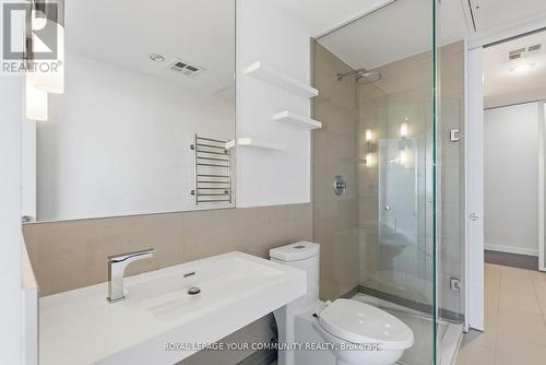 705 - 390 Cherry Street, Toronto, ON - Indoor Photo Showing Bathroom