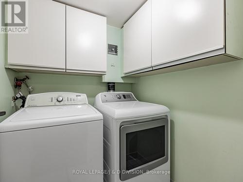 109/209 - 30 Glen Elm Avenue, Toronto, ON - Indoor Photo Showing Laundry Room