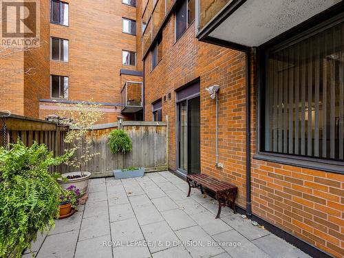 109/209 - 30 Glen Elm Avenue, Toronto, ON - Outdoor With Exterior