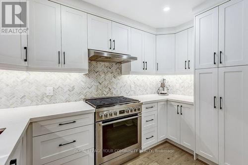 41 Brightbay Crescent, Markham, ON - Indoor Photo Showing Kitchen
