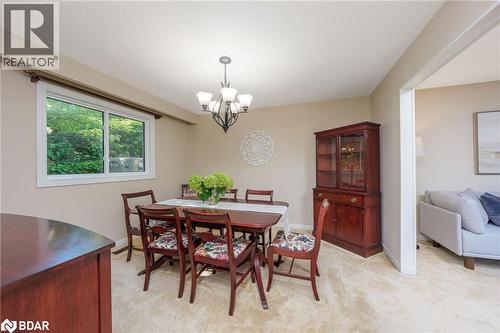 12826 Silvercreek Drive, Halton Hills, ON - Indoor Photo Showing Dining Room