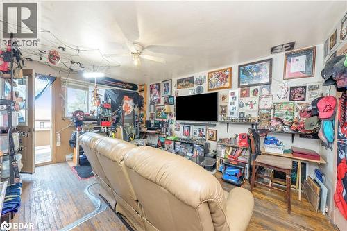 94 Sixth Avenue, Brantford, ON - Indoor