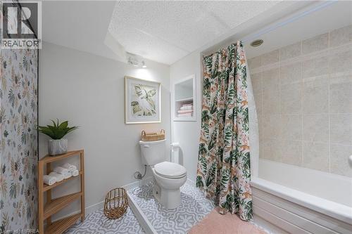 27 Tweedle Street, Glen Williams, ON - Indoor Photo Showing Bathroom
