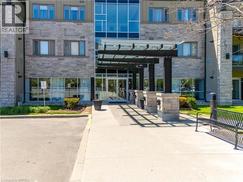 570 Lolita Gardens Unit# 125, Mississauga, ON - Outdoor With Facade