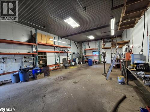 4958 Wellington 125 Road, Acton, ON - Indoor Photo Showing Garage