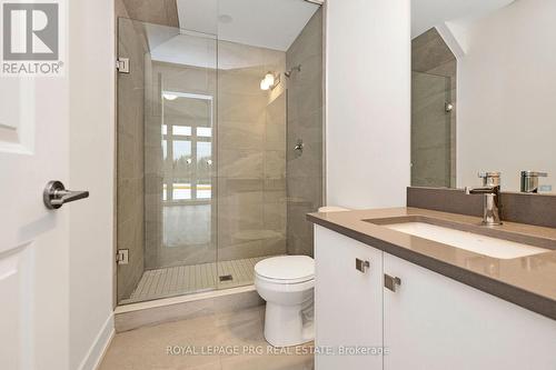 9 - 12860 Yonge Street, Richmond Hill, ON - Indoor Photo Showing Bathroom