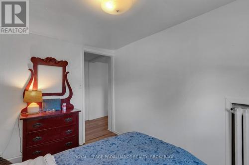 430 King Street W, Gananoque, ON - Indoor Photo Showing Bedroom