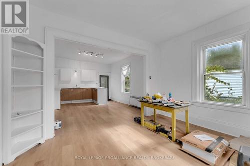 430 King Street W, Gananoque, ON - Indoor