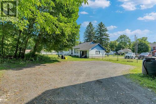 430 King Street W, Gananoque, ON - Outdoor
