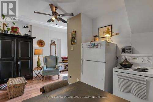 430 King Street W, Gananoque, ON - Indoor Photo Showing Kitchen