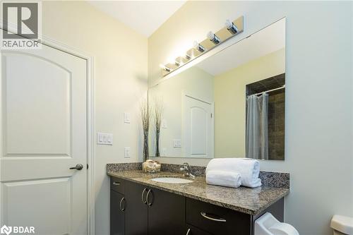 383 E Main Street Unit# 308, Milton, ON - Indoor Photo Showing Bathroom