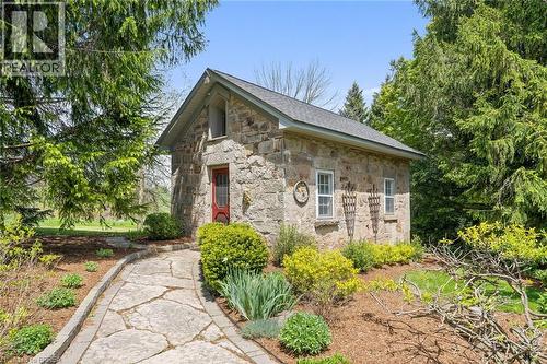 10319 15 Side Road, Halton Hills, ON - Outdoor