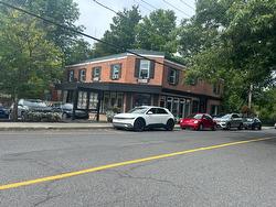 A-5 Rue Victoria  Lac-Brome, QC J0E 1V0