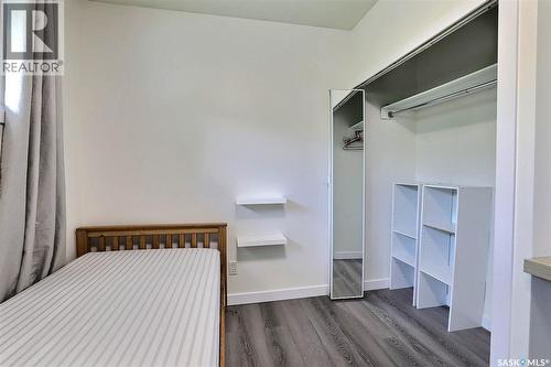 901 17Th Avenue E, Regina, SK - Indoor Photo Showing Bedroom