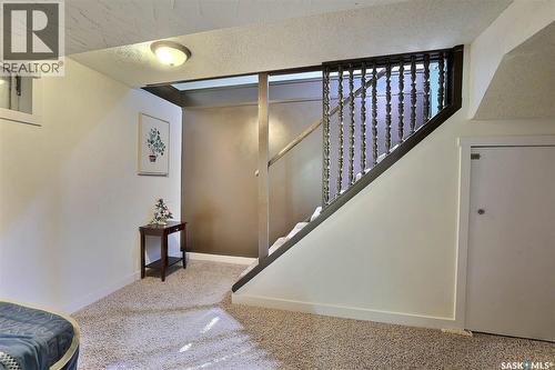 901 17Th Avenue E, Regina, SK - Indoor Photo Showing Other Room