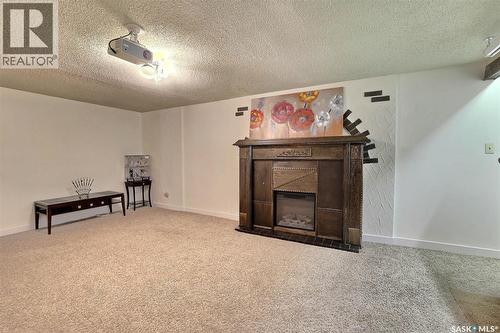 901 17Th Avenue E, Regina, SK - Indoor With Fireplace