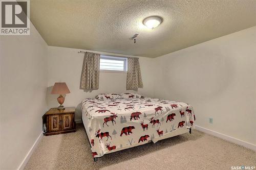 901 17Th Avenue E, Regina, SK - Indoor Photo Showing Bedroom