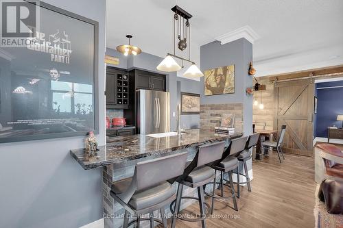 1616 - 9225 Jane Street, Vaughan, ON - Indoor Photo Showing Other Room