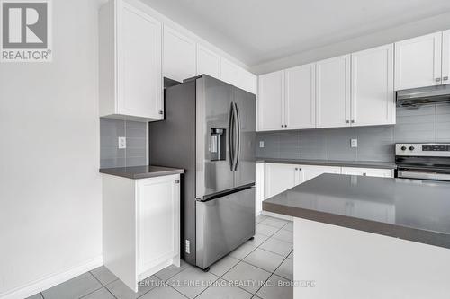 37 Petch Avenue, Caledon, ON - Indoor Photo Showing Kitchen