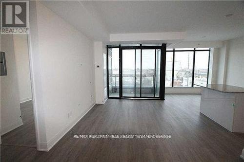 411 - 2900 Highway 7 Road, Vaughan, ON - Indoor Photo Showing Other Room