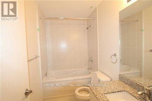 411 - 2900 Highway 7 Road, Vaughan, ON - Indoor Photo Showing Bathroom